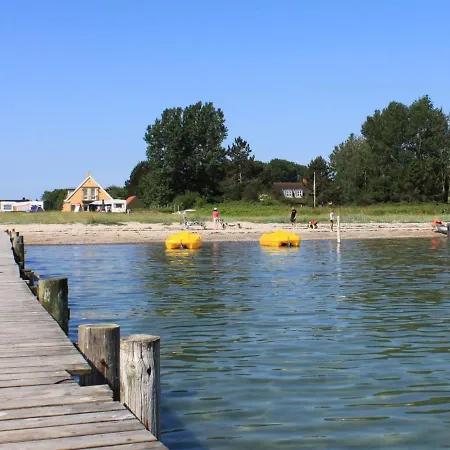 Holiday Ette - 10m From The Sea In Funen By Interhome